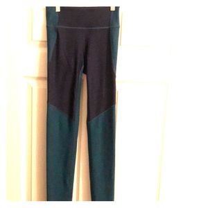 Outdoor voices leggings